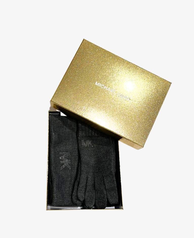 CONJUNTO DE GORRO Y BUFANDA  Y GUANTES