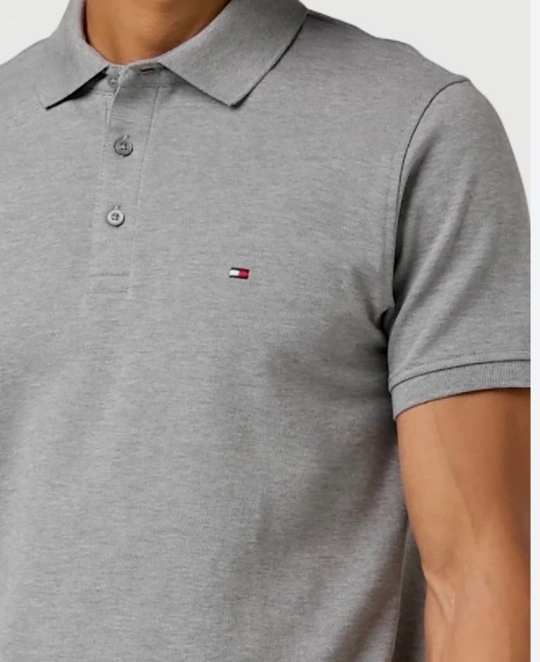 POLO TOMMY HILFIGER GRIS